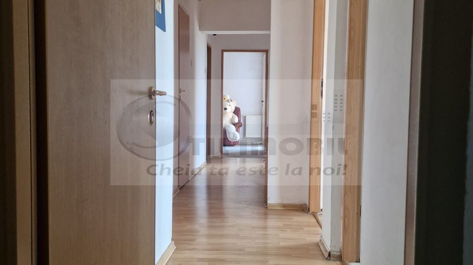 Apartament 3 camere decomandat - Podul Ros - Dedeman - Poză 9