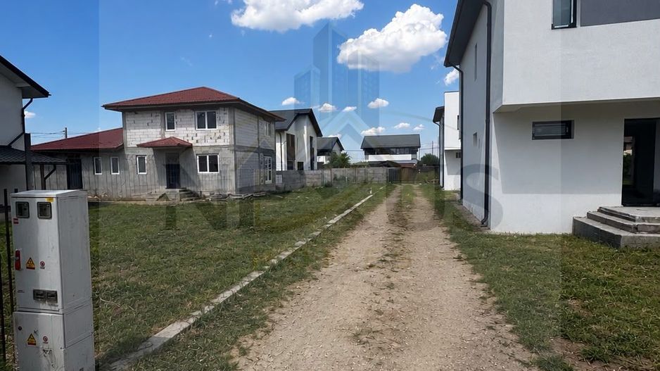Vila individuala P+1E | 4 camere | 3 bai - Incalzire prin pardoseala - Poză 2