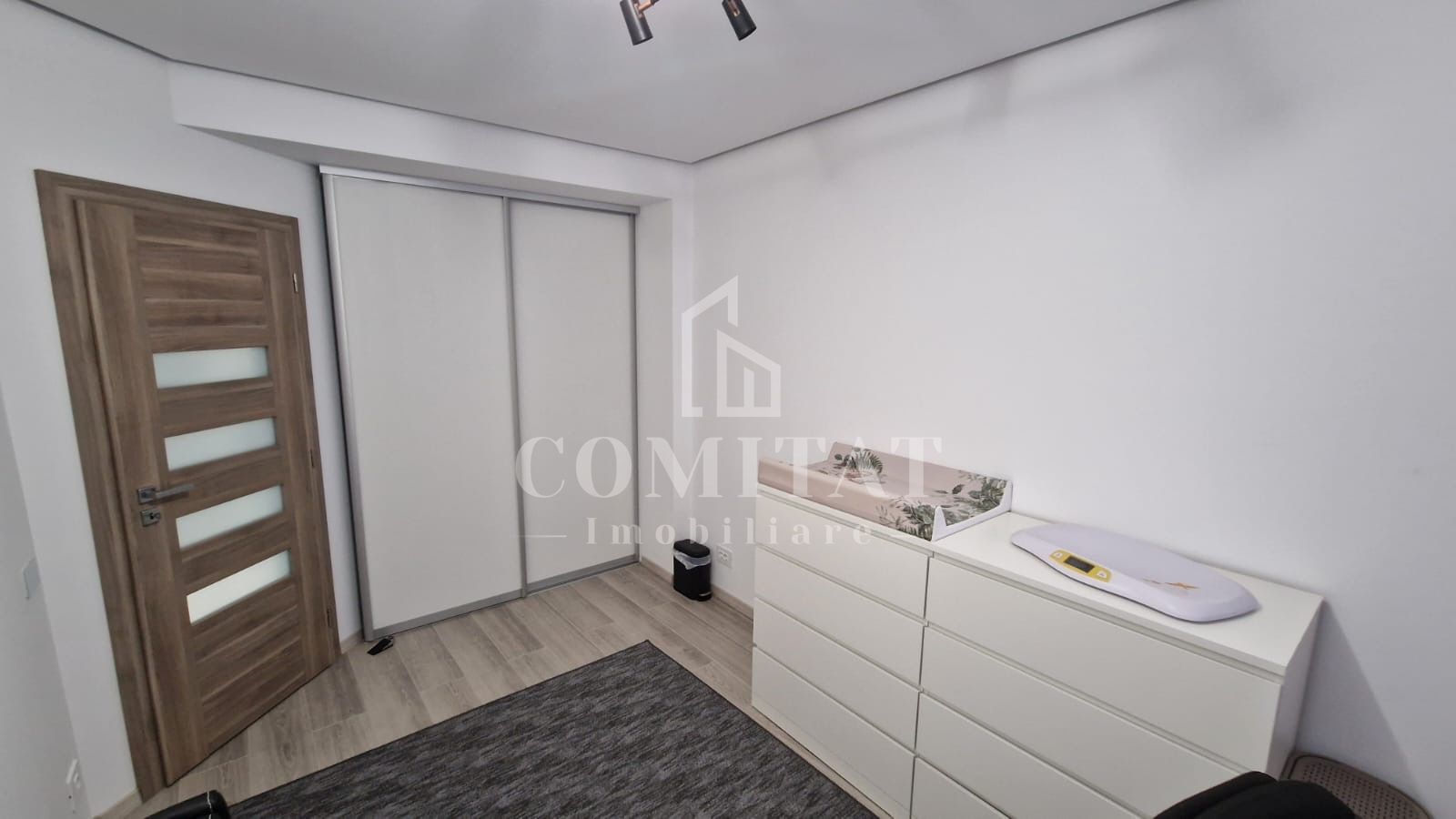 Apartament la cheie | Loc de parcare | Zona Bazei Sportive Floresti - Poză 7