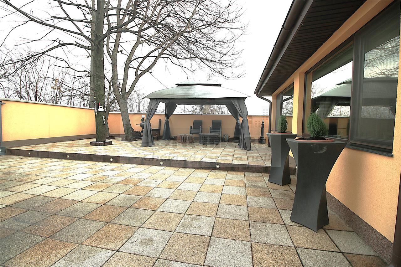 MIROSLAVA CASA EXCLUSIVISTA LA CHEIE LUX STIL MEDITERANEAN MOBILATA - Poză 28