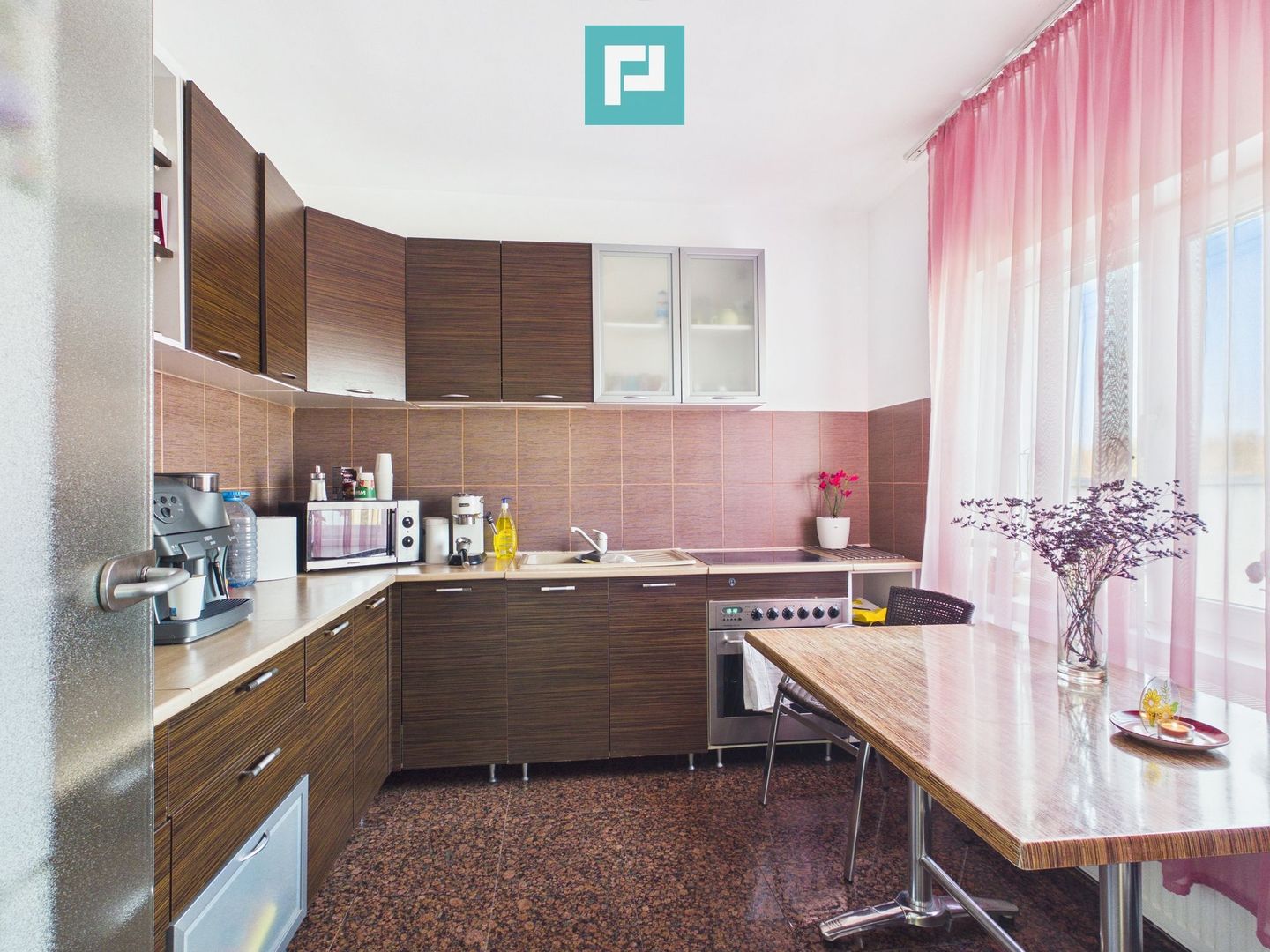 Casă individuală 8 camere - Dudeștii Noi - Poză 5