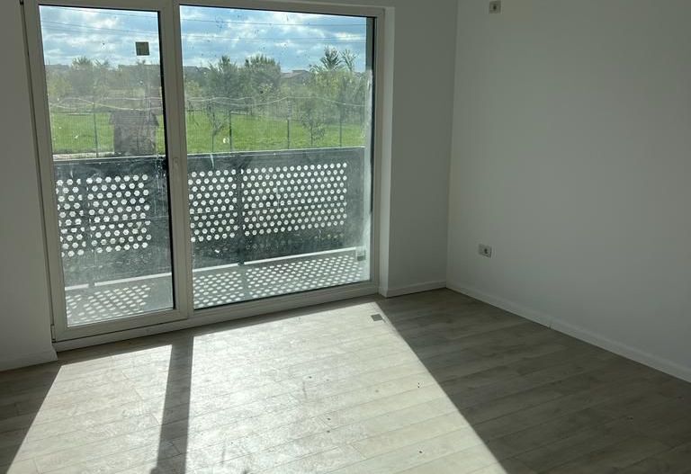Apartament 2 camere cu curte proprie si loc de parcare - Poză 16