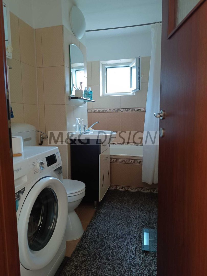 Apartament 3 camere Aradului 2 bai 2 balcoane centrala proprie - Poză 18