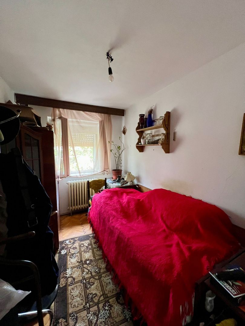 Apartament 4 camere-Pozitie excelenta - Poză 3