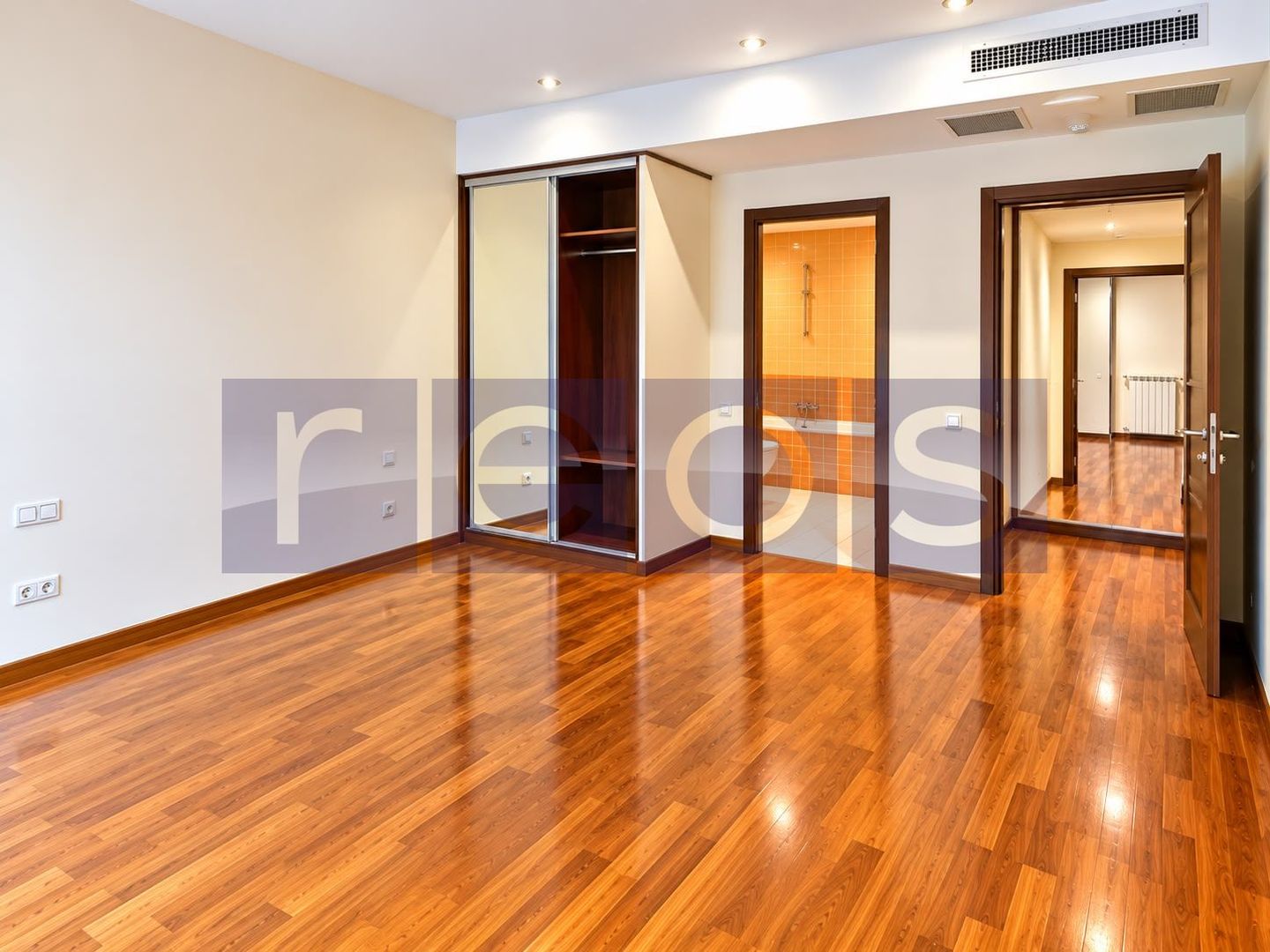 INCHIRIERE 3 CAMERE 155MP | AVIATORILOR | NEMOBILAT | PARCARE-2 TERASE - Poză 4