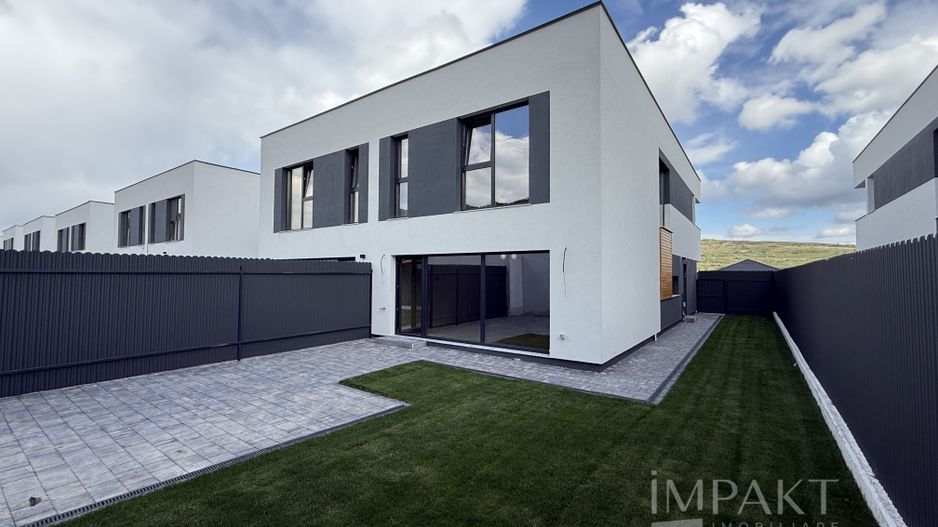 Duplex finisat la Cheie cu panorama superba in Chinteni ! - Poză 1