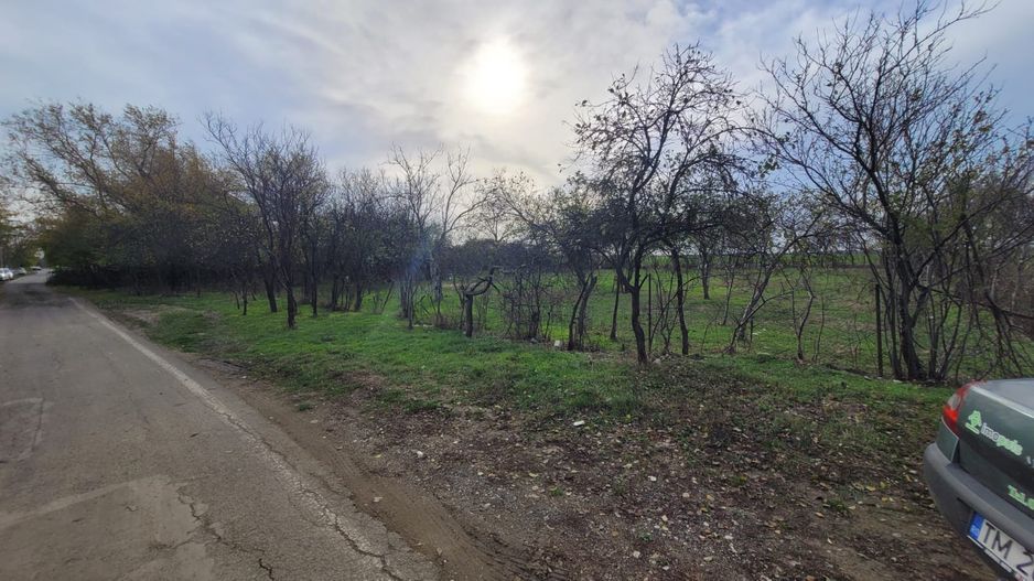 🗺️ Teren in Ronat cu toate utilitatile✨ - Poză 1