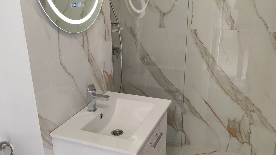 3 camere decomandat  Parcul Drumul Taberei V1 - Poză 4