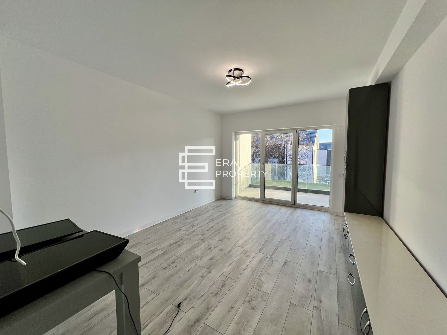 Penthouse 5 camere -131 mp- la cheie- imtabulat-zona Industriala Vest - Poză 2