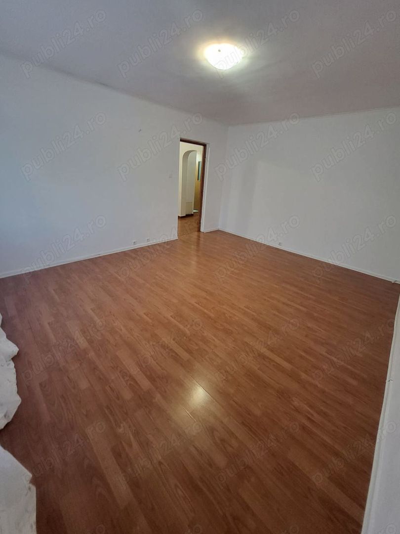 Vand apartament 3 camere-Parc Sebastian - Poză 4