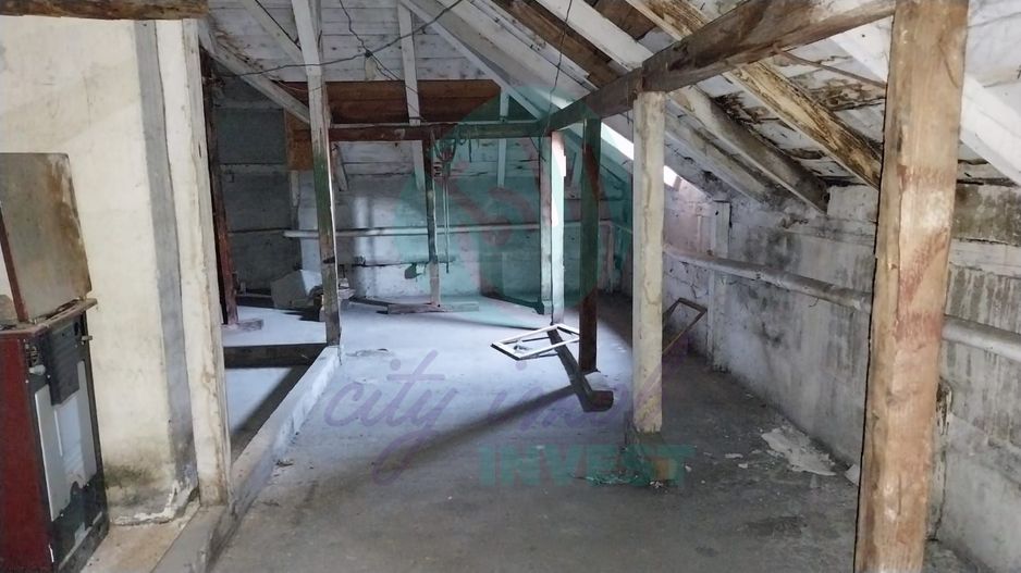 Vila boierească cu arhitectură de epocă, ideală pentru investiție – Gara de Nord - Poză 12