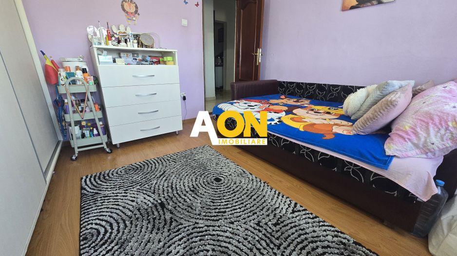Apartament 3 Camere, 2 Bai, cu Balcon - Poză 4
