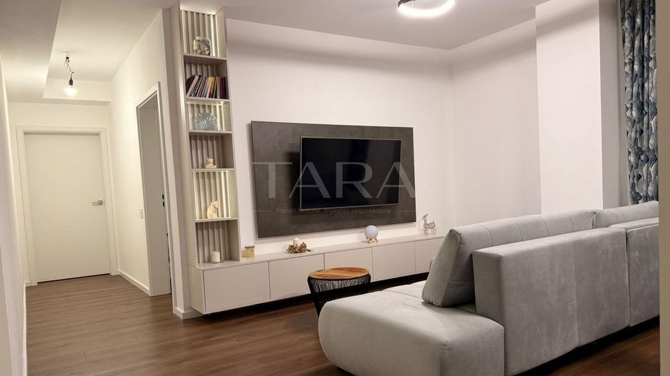 Apartament modern cu 4 camere într-o zonă liniștită aproape de Centru. - Poză 1