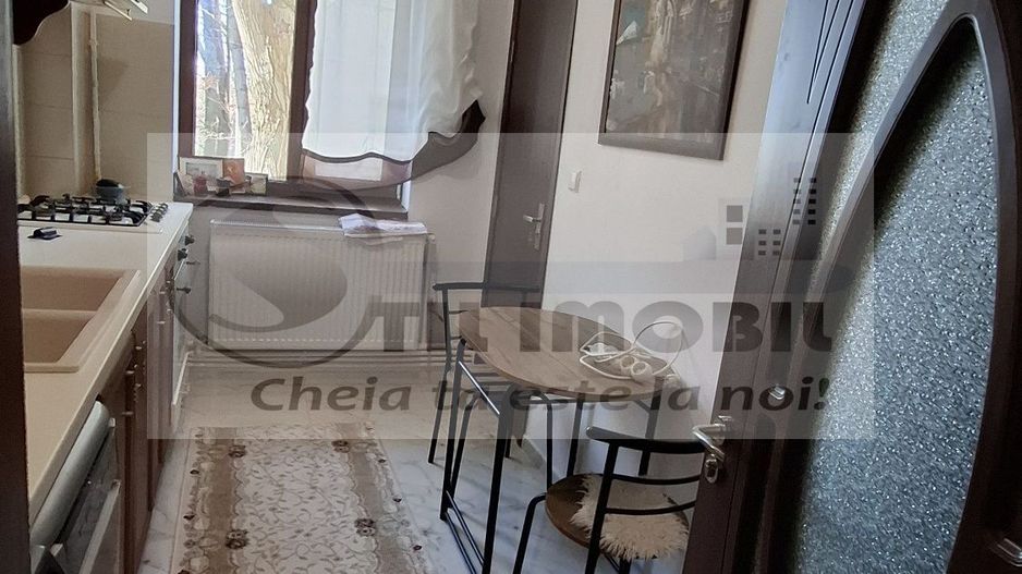 Apartament 2 camere decomandat mobilat Copou-Lic.Negruzzi 168000 euro - Poză 2