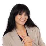 Oana Șaitiș - ACASA | Agenție imobiliară