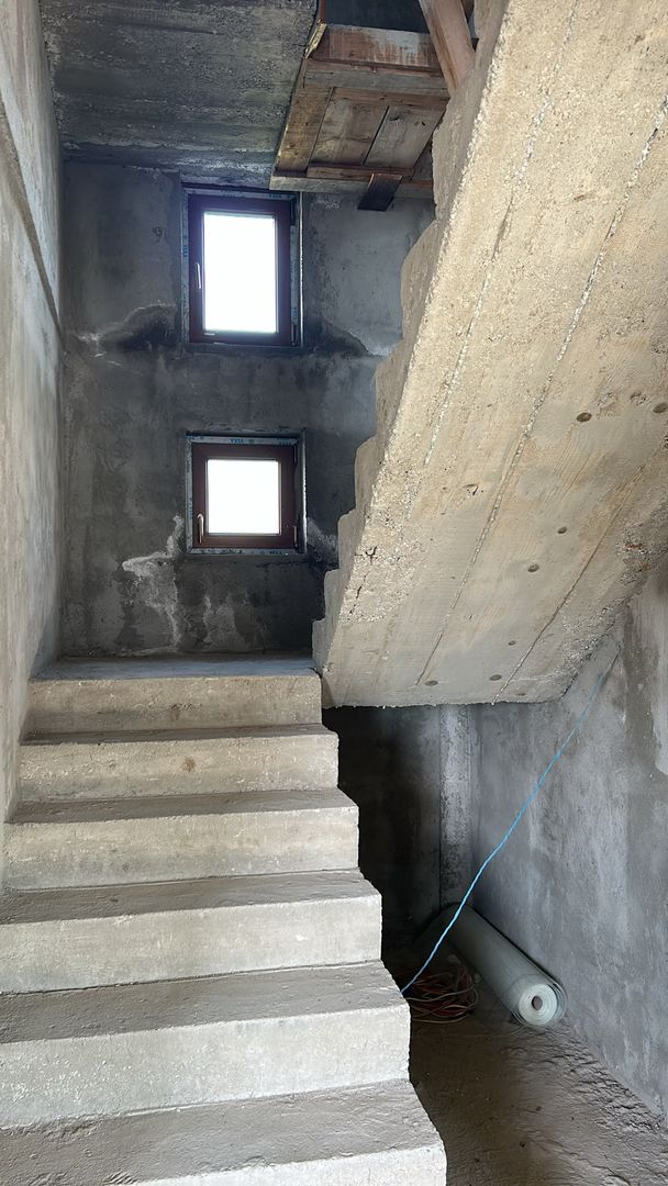 Vanzare Casă / Vilă 5 camere Saftica Primarie - Poză 21