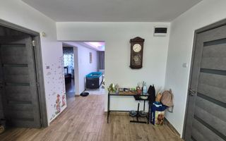 Ap decomandat 4 camere , 2 bai si 2 balcoane-zona Colentina bloc 1986 - Poză 3