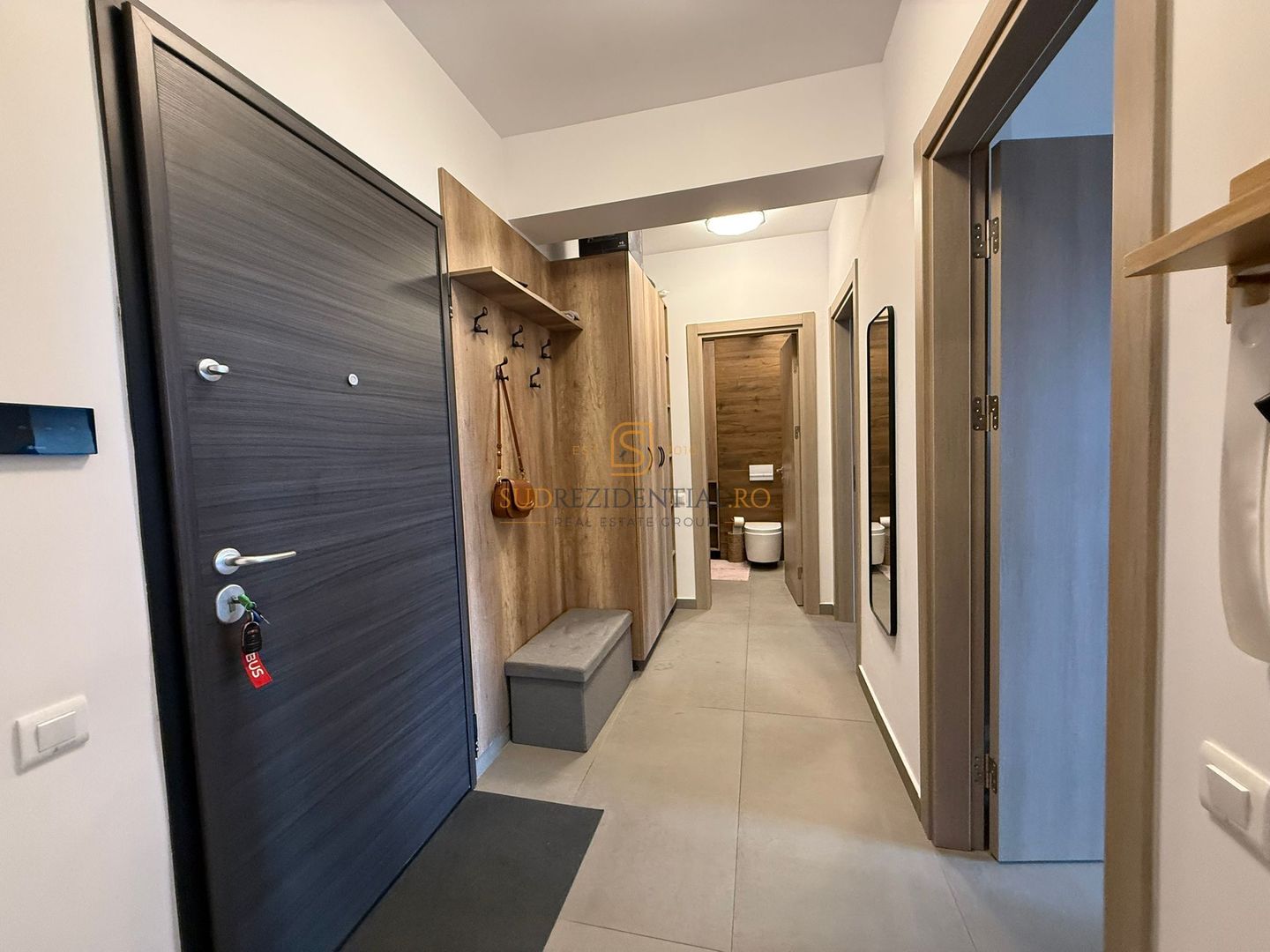 Apartament 2 camere, decomandat,70.6 mp, mobilat, zona Bd. Brancoveanu - Poză 13