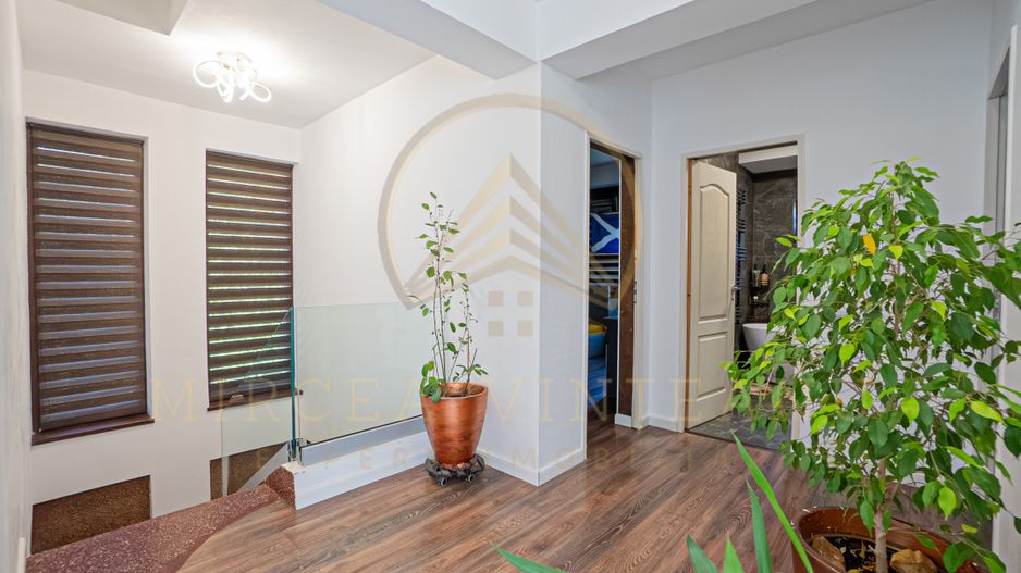 Casa P+1E de vanzare in Mamaia - Tabara Navodari - Poză 25