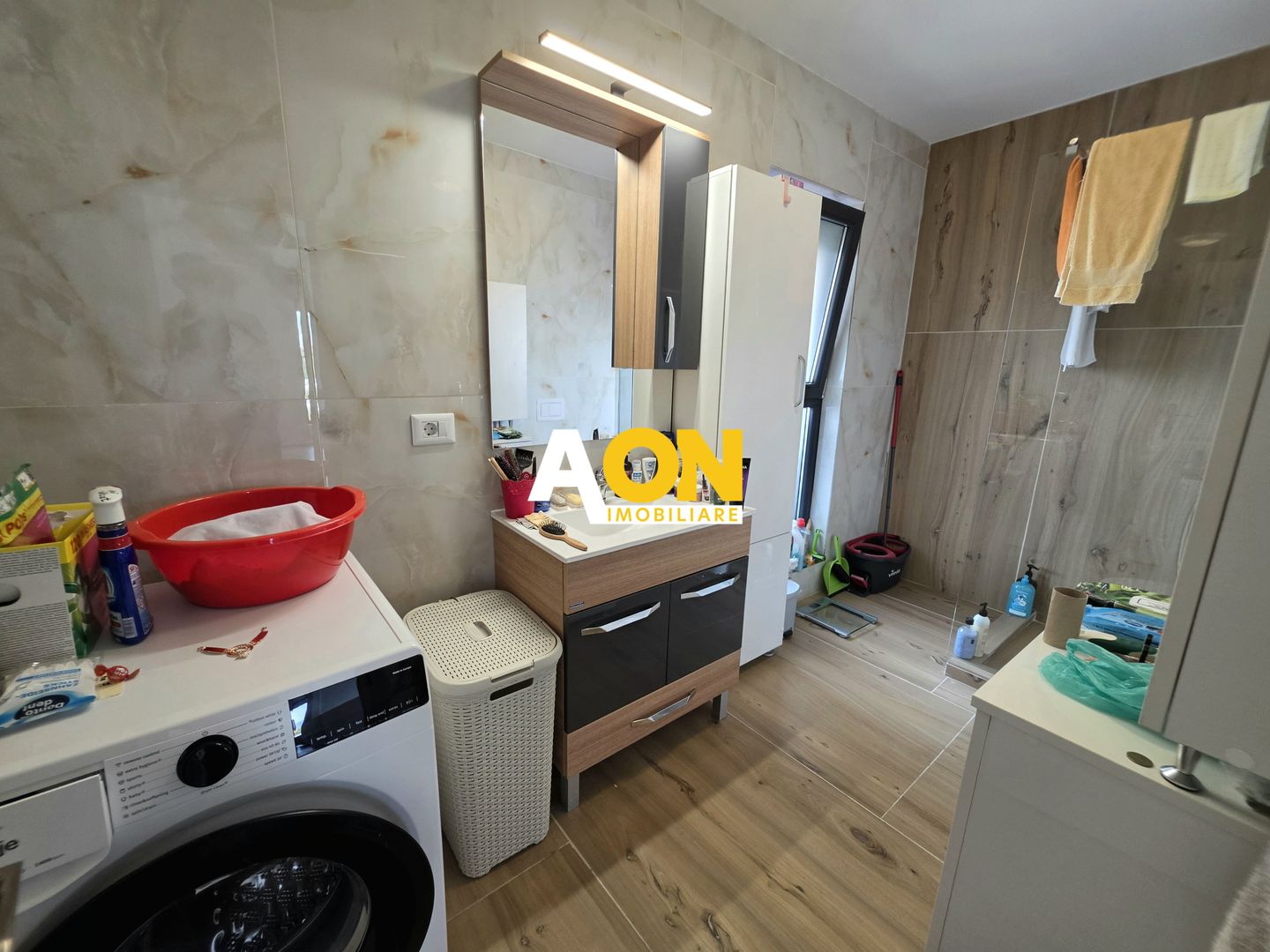 Casa Individuala, 4 Camere, 2 Băi, 250mp Teren - Poză 12