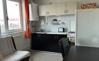 Apartament 2 Camere I Decomandat I Zona Vasile Aaron - Poză 5