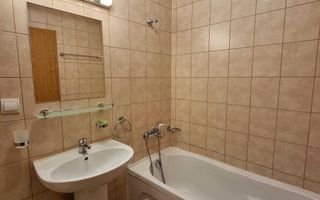 Garsonieră de închiriat – Unirii / Budapesta | 35 mp | Etaj 2/4 | Bloc 2012 - Poză 4