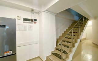 DE INCHIRIAT SPATIU REPREZENTATIV IN VILA MONUMENT ISTORIC | PIATA VICTORIEI - Poză 2