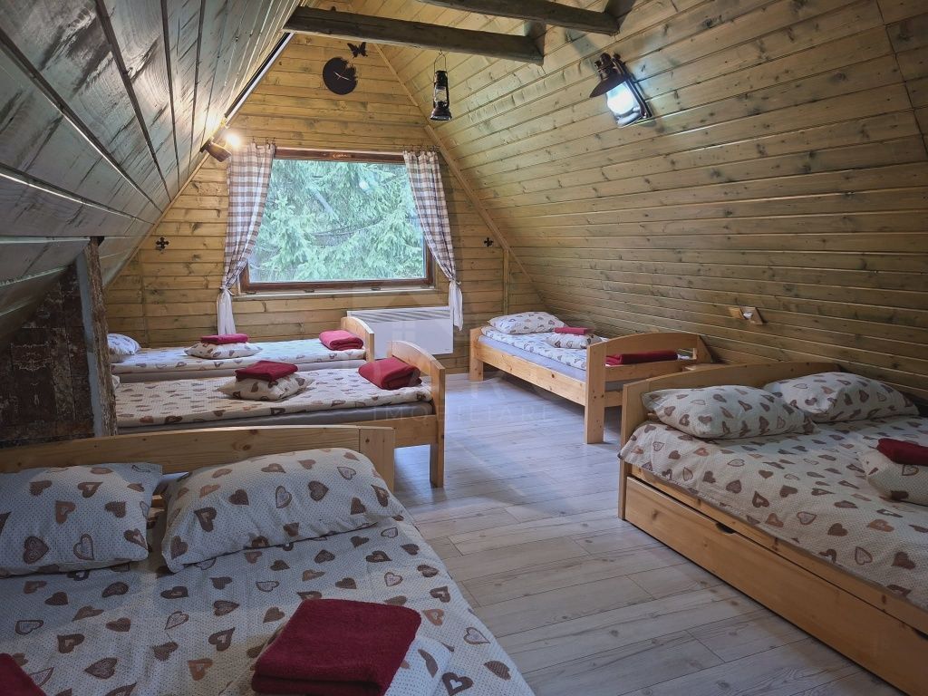 Cabană de vânzare la munte - Poză 8
