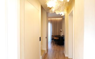 De vânzare casă deosebită 4 camere în localitatea Florești - Poză 6