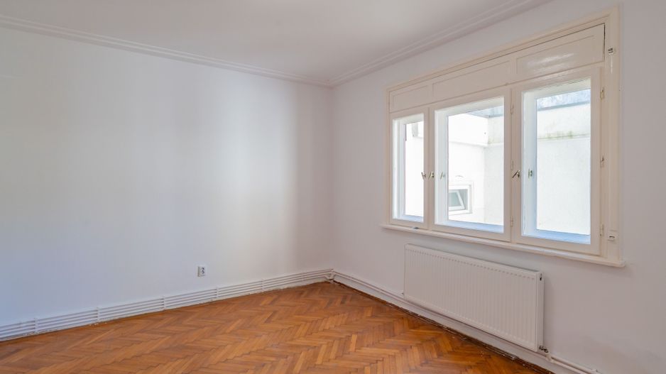 Raritate | Casa Căsătoriilor | Apartament în vilă, curte, 2 garaje! - Poză 16