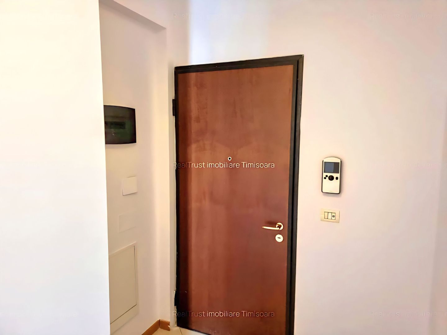 Ansamblul Rezidențial RING. Apartament spațios, zona Torontalului - Poză 3