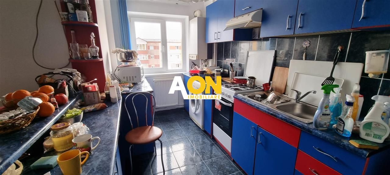 De vanzare apartament 2 camere zona Cetate - Poză 3