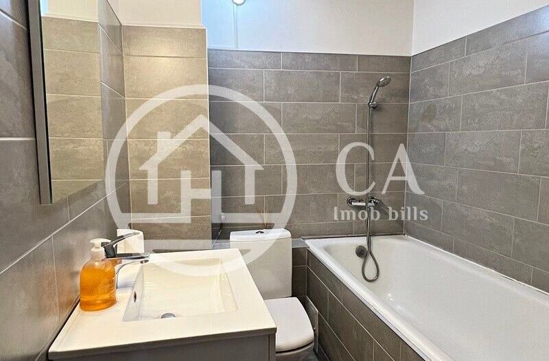 Apartament tip Penthouse de vanzare cu 3 camere in zona Dacia, Oradea - Poză 8