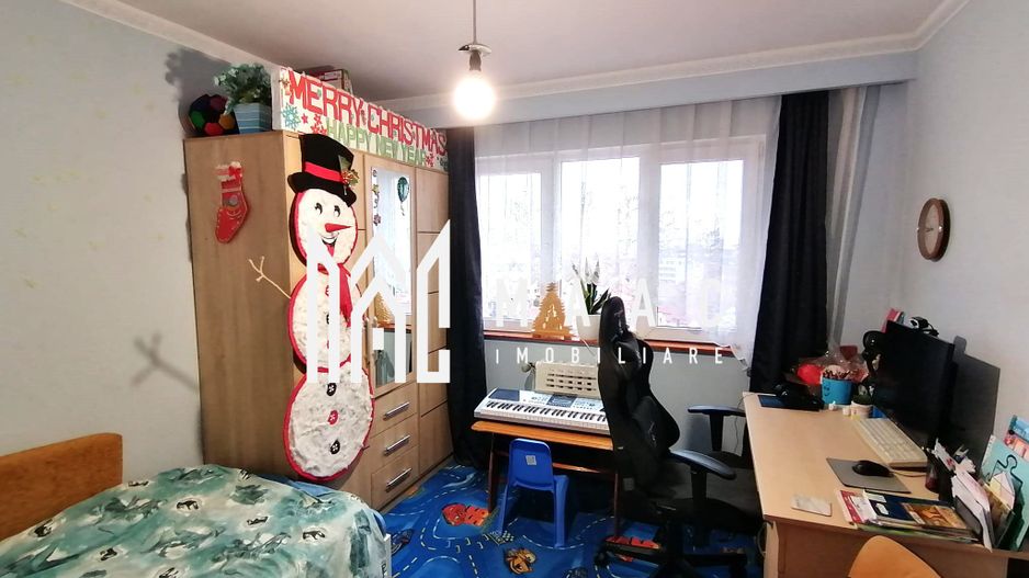 Apartament 3 camere I Decomandat I Zona Vasile Aaron - Poză 6