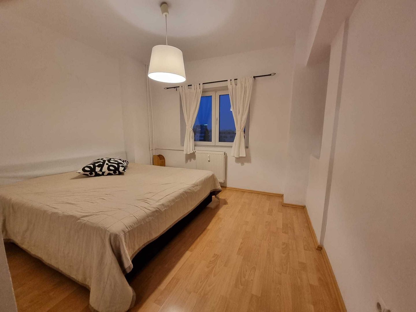 Apartament 3 camere Piata Domenii 80mp bloc 2007 - Poză 6