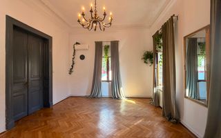 Apartament 5 camere  in vila - Zona Armeneasca - Poză 9
