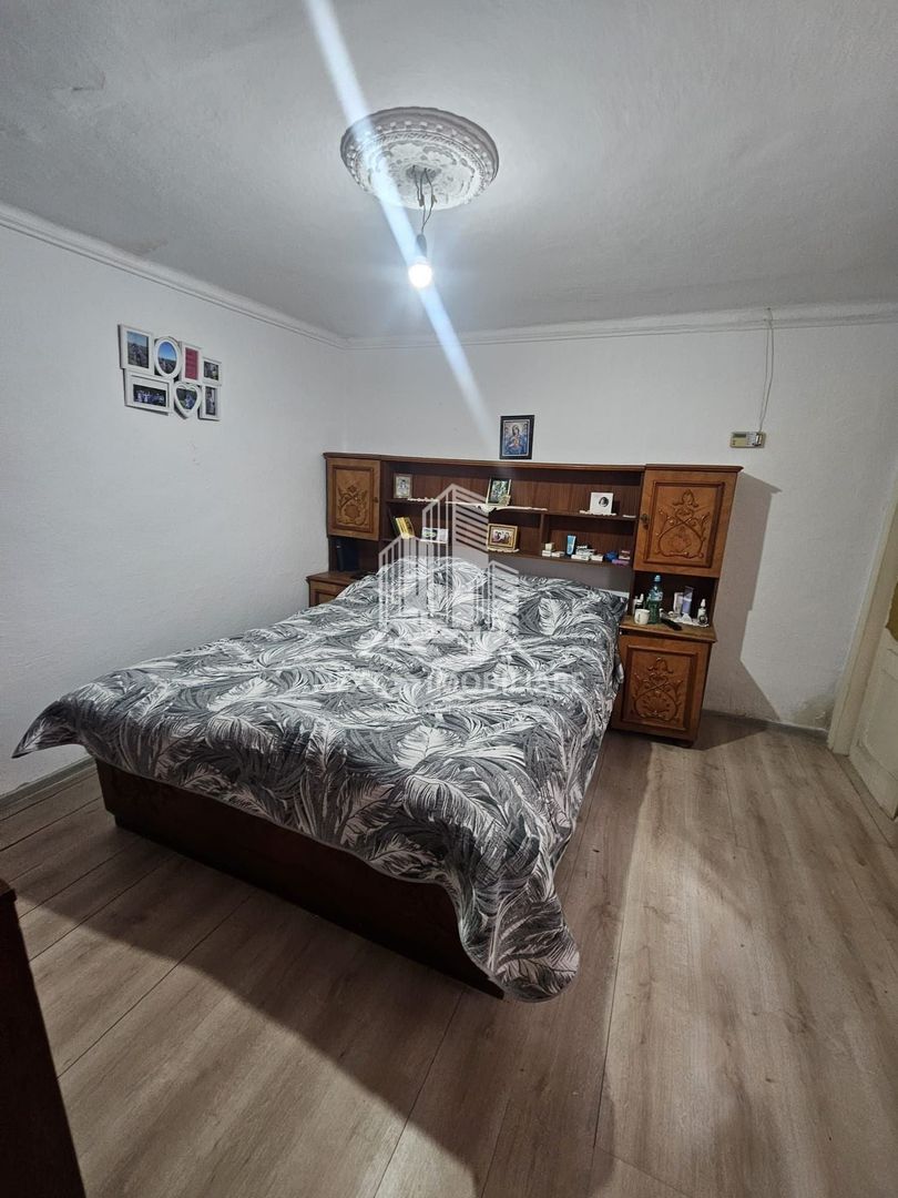 Casa 3 camere cu teren de 1137mp, in Lumina pe  strada Morii - Poză 3