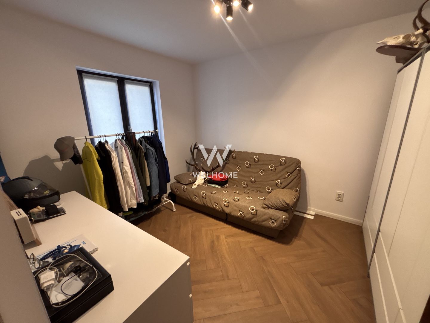 Casa generoasa LA CHEIE, curte 200 mp in Selimbar - Poză 15