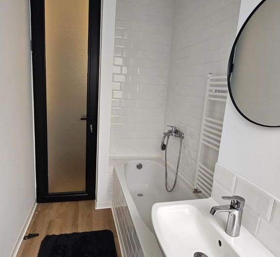 Inchiriere apartament 2 camere - Poză 13