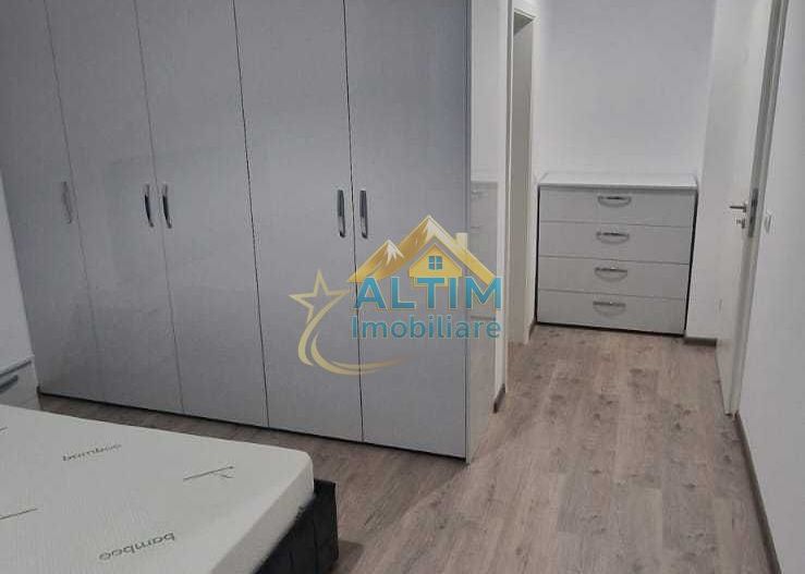 Apartament spațios de închiriat, 3 camere, cartier Tractorul - Poză 5