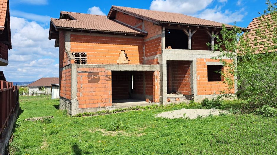 CASA IN SANMARTIN - Poză 4