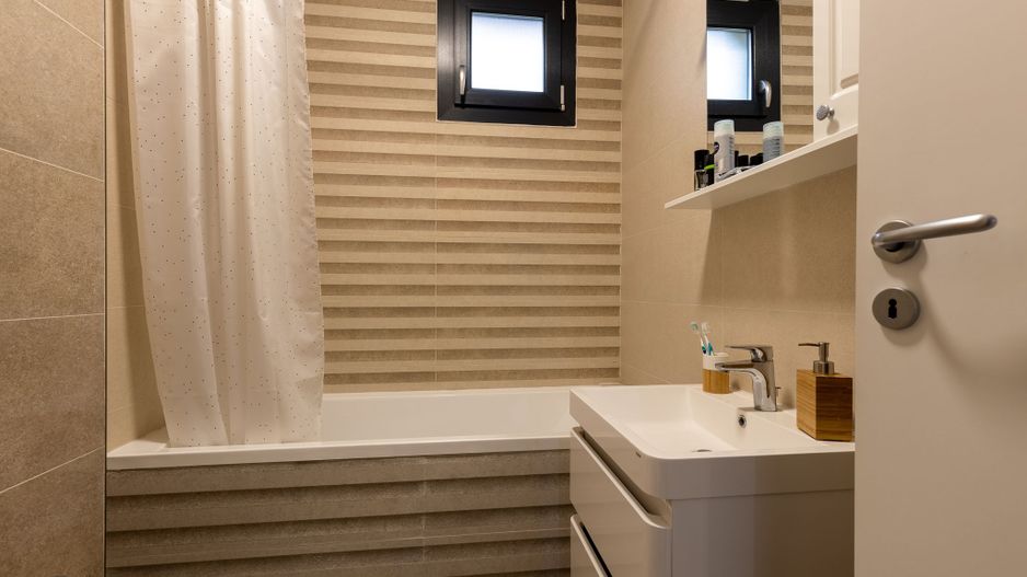 Bloc nou, zona de case, 2 camere cu 2 băi, Comision 0% - Poză 9