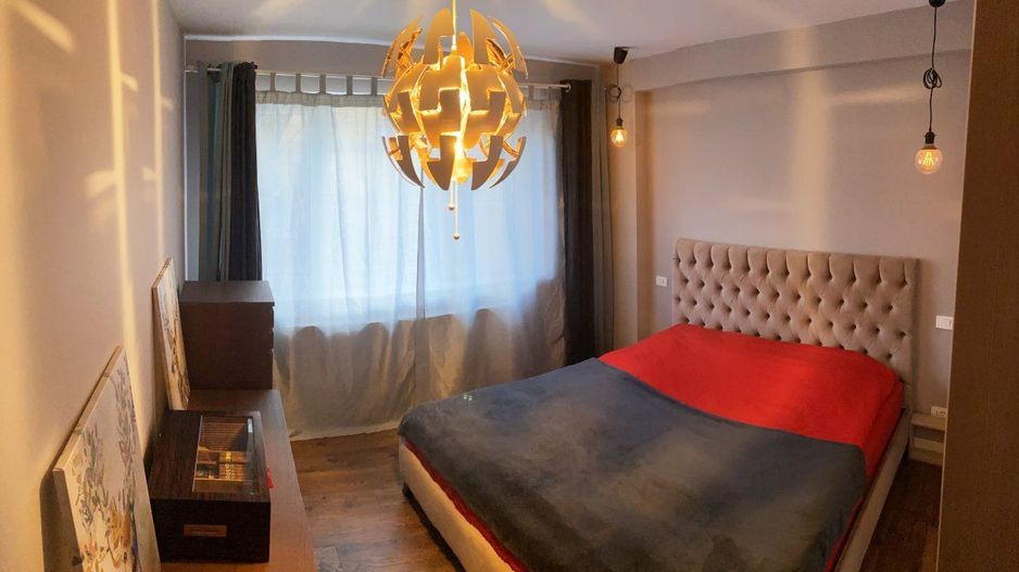 Apartament 3 camere Tineretulu, Timpuri Noi. Cu Centrala. 3 min de metrou. - Poză 1