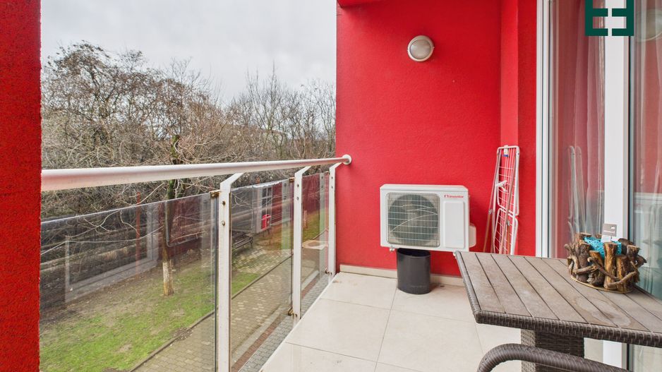 Apartament cu 2 camere și parcare acoperită etaj 1 Ared - Arad - Poză 16