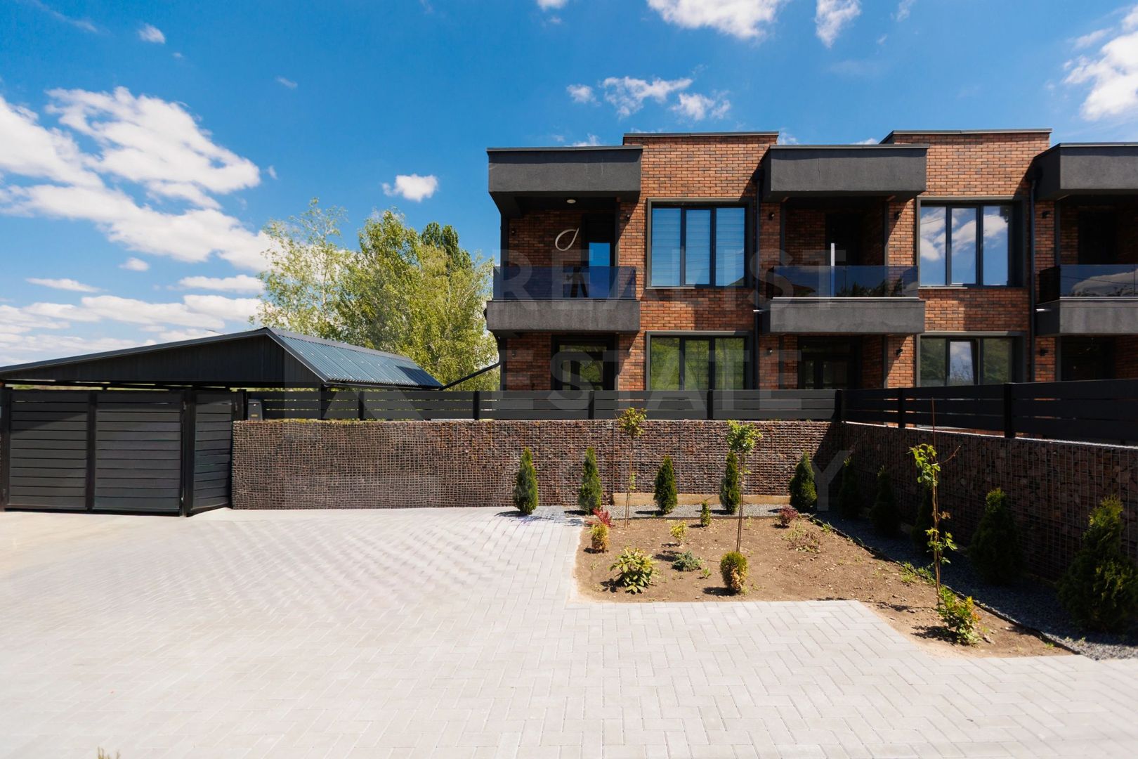 Vânzare, Townhouse, 5 camere, str. 31 August, Ialoveni - Poză 1
