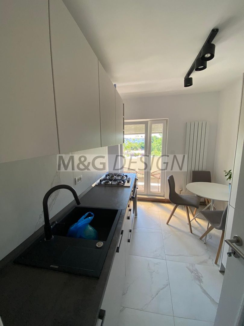 Mircea cel Batran - Bulevardul Cetatii, 2 camere decomandat  renovat - Poză 4