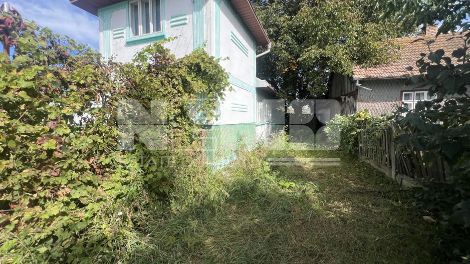 Casa Dornesti | 13 Ari | 69.500 EURO - Poză 1