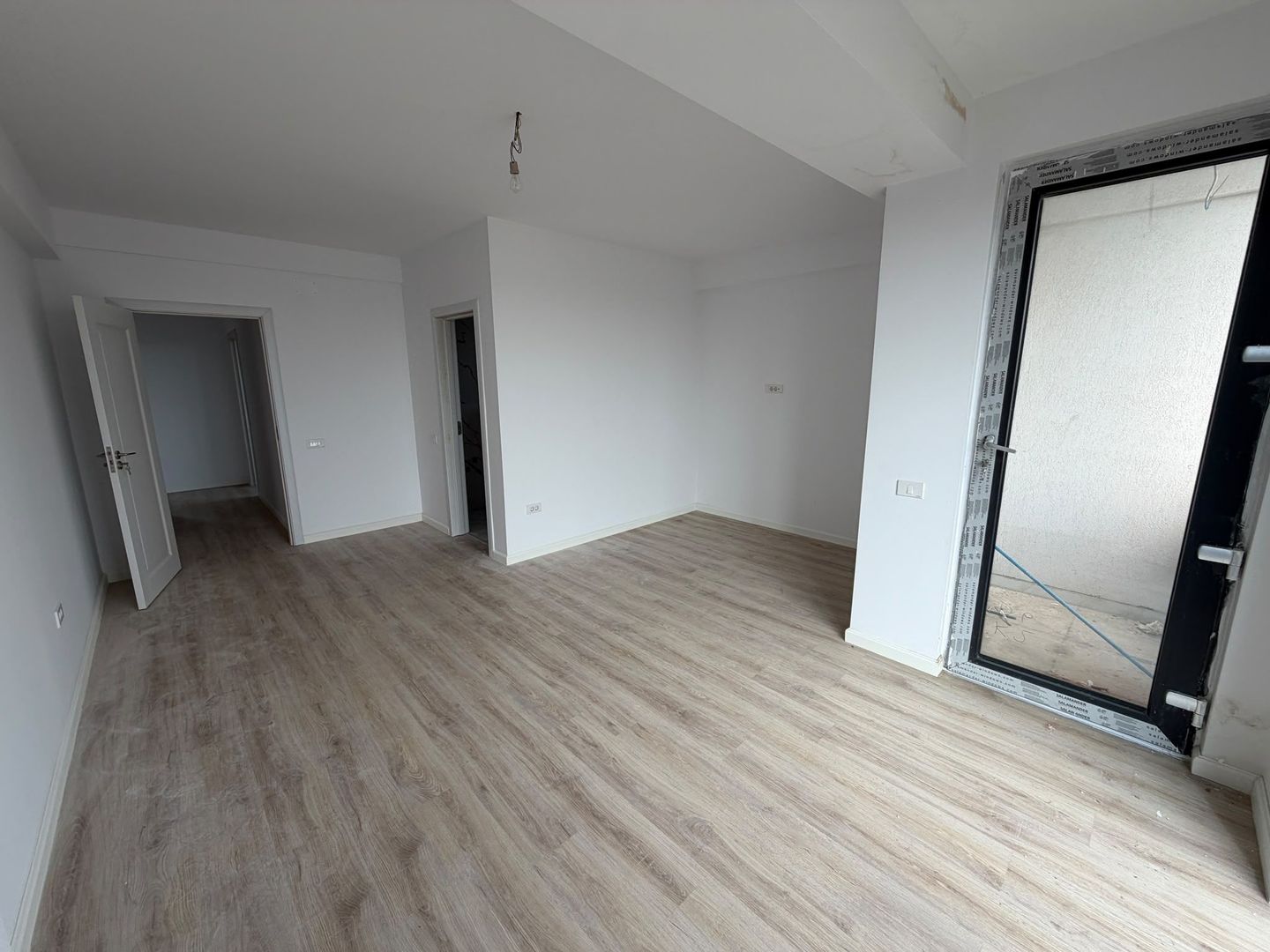AP. 3 CAMERE - MUTARE IMEDIATA, LOC PARCARE, BOXA SUBSOL, COMIS 0% - Poză 6
