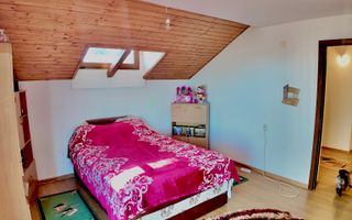 Casa de vanzare in Targoviste - 5 camere, 2 garaje, teren generos - Poză 29