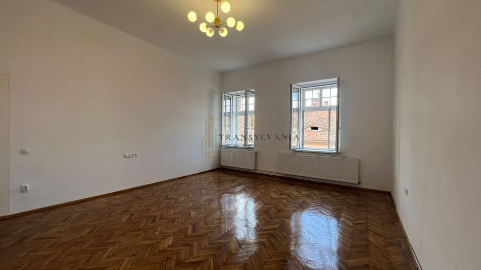 Apartament premium 2 camere  Zonă ultracentrală Prima închiriere | - Poză 1